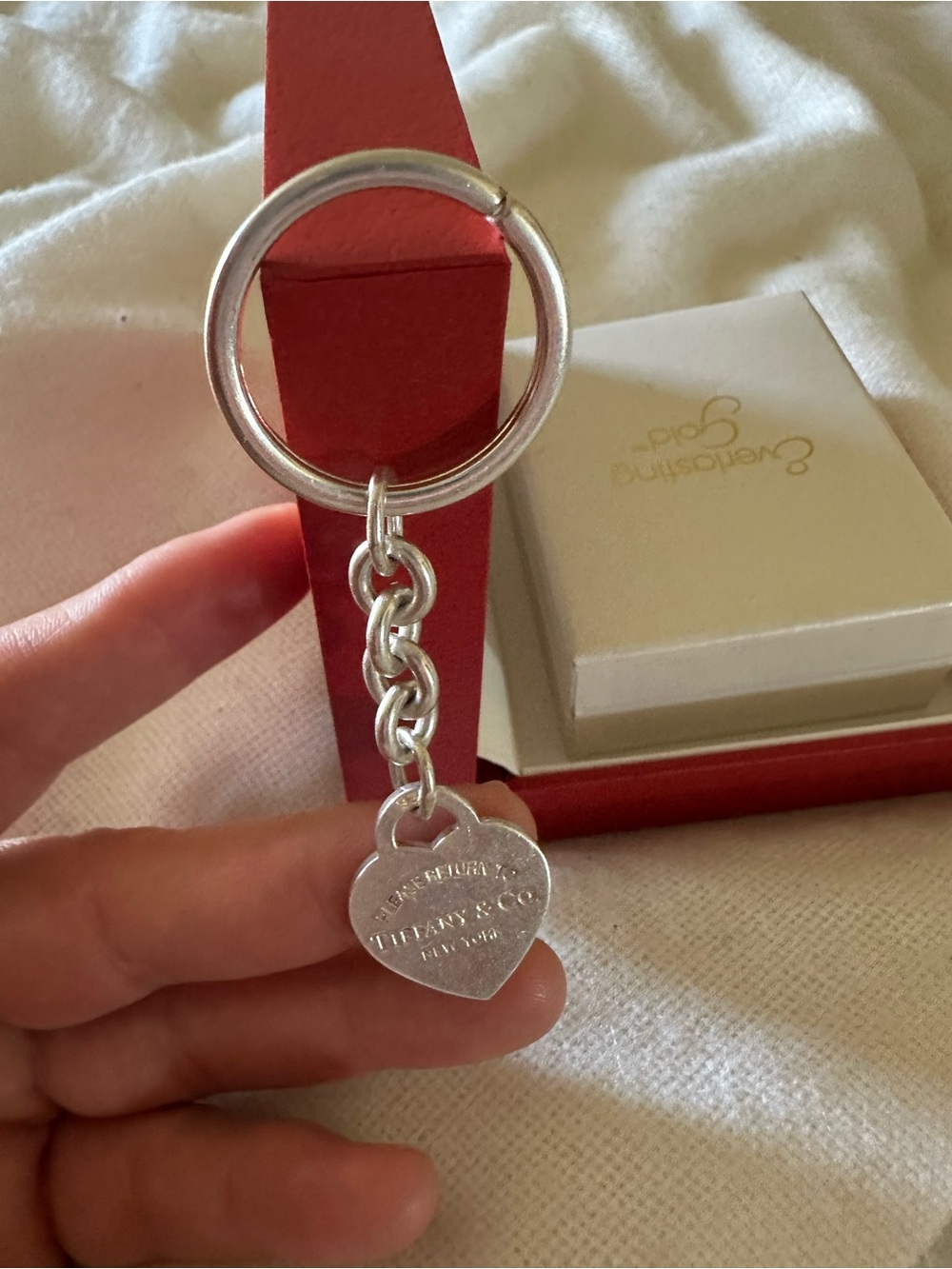 Tiffany & Co. Silver Heart Key Holder - Polished Sterling - Picture 5 of 6